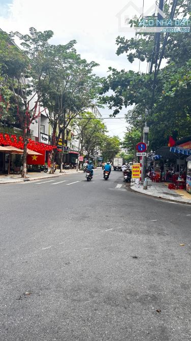 + SIÊU VỊ TRÍ LÔ GÓC – GẦN ĐH NGOẠI NGỮ, CHỢ ĐẦU MỐI - NHÀ 3 TẦNG CÔNG NĂNG ĐẦY ĐỦ. - 2