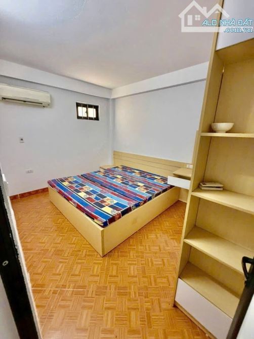 Nhà Đẹp 4 Tầng Long Biên Cự Khối - ô Tô đỗ gần- An Sinh Đỉnh - Giá Tốt - 2