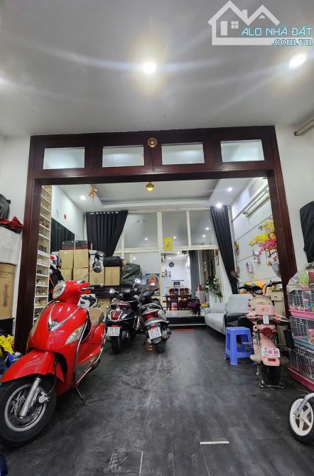 🏘️ Bán nhà HXH Lê Thị Riêng, Bến Thành, Quận 1 - 2