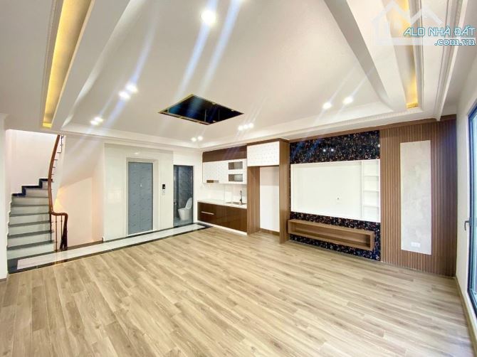 KHUẤT DUY TIẾN - 45M2 - 8 TẦNG THANG MÁY - NGÕ THÔNG - Ô TÔ ĐỖ CỬA - VỪA Ở VỪA KINH DOANH - 2