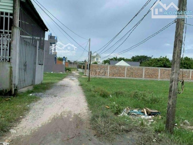 Bán đất xây trọ giá rẻ sổ hồng riêng, 10x48 (480m2), giá  2 tỷ, full thổ cư, Hựu Thạnh - 2