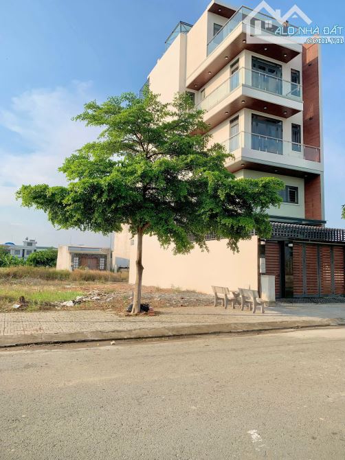 Chính chủ bán nền đất 90m2 (5 x 18m) khu Tân Đô. Sổ sẵn, đường trước nhà 16m. Giá chỉ 1.7 - 2