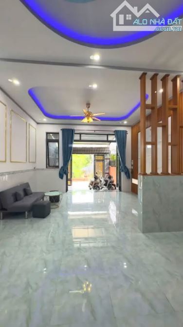Vỡ nợ bán gấp nhà Đ.Liêu Bình Hương - củ chi - sổ riêng - 150m2 . Giá 855 triệu - 2