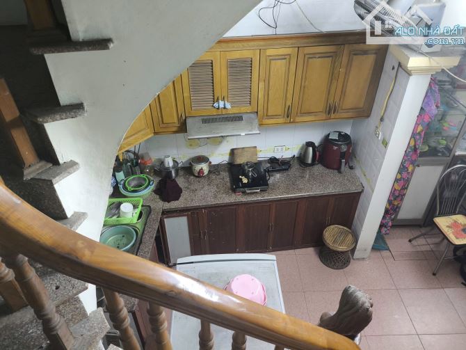 Bán nhà Vân Hồ 3 DT 31m2, 4T, mt 4m lô góc, oto đỗ cửa, gần công viên, nhà dân xây, sổ đỏ - 2