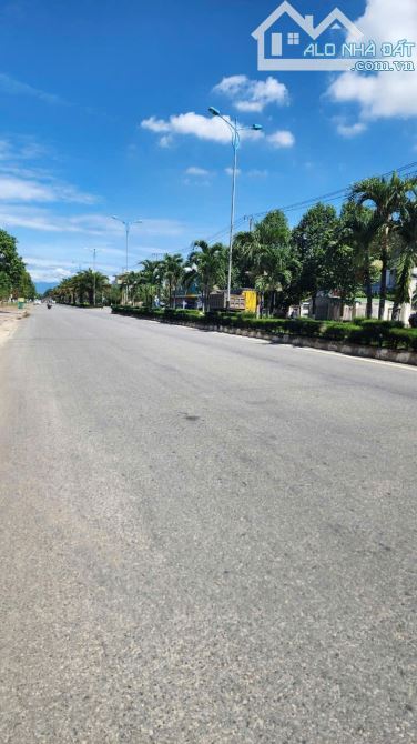 Cần bán lô đất 5x20m mặt tiền Trường Chinh, P. Cẩm Thành, Quảng Ngãi - 2