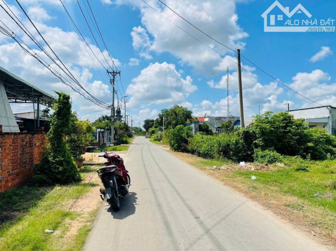 BÁN ĐẤT MẶT TIỀN NGAY CHỢ VIỆT KIỀU, 10M X 33M, GIÁ 720 TRIỆU, SỔ RIÊNG, BAO THUẾ PHÍ - 2