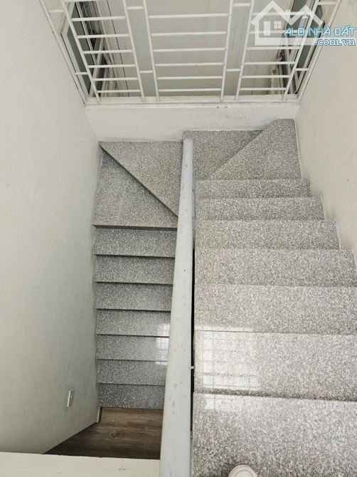Bán CCMN ngõ 89 Lạc Long Quân, Cầu Giấy, MT 5.4, DT 115m 5T, CHDV, 21.2 tỷ - 2