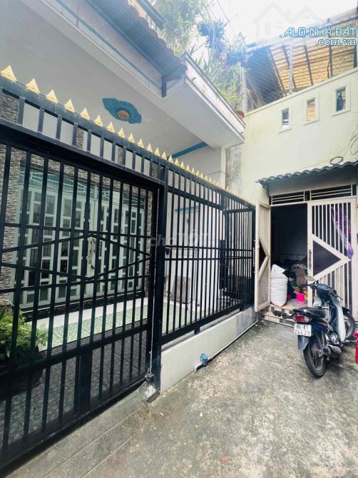 Nhà hẻm lớn bán tại Nguyễn Thị Tần 1T1L,SHR cách chợ Rạch Ông 100m giá 1T5 - 2