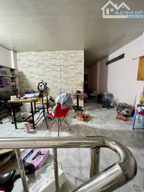NHÀ ĐƯỜNG TRUNG MỸ TÂY 13, HẺM XE HƠI THÔNG, SHR, GẦN CHỢ CHÓ - 2