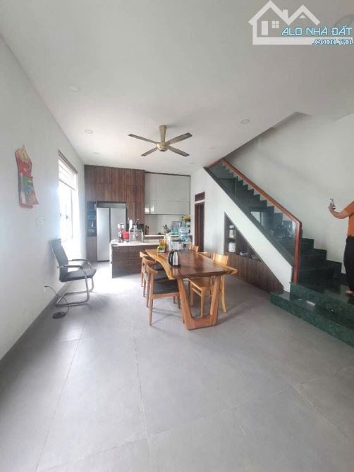 🏡  Nhà 2 Mặt tiền -Ngã tư ga -khu kinh doanh sầm uất- Quận 12 – DT khủng (5.5x20m)120m2 1 - 2