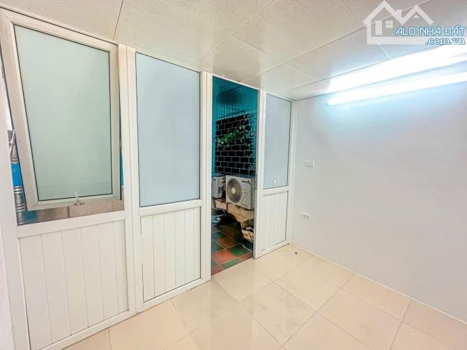 Nhà Đẹp ngõ GỐc Đề - 30m2 -5 Tầng - Mt 5m - Full nội Thất - 6.2 Tỷ - 2