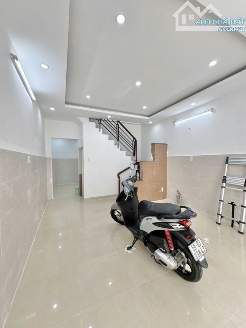 NHÀ 3 TẨNG-HẺM NHỰA 5M THÔNG-VƯỜN LÀI-TÂN PHÚ-51M2-NHỈNH 6 TỶ - 2