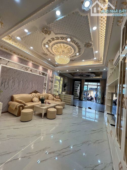 Bán 🏠 hẻm đẹp 4Tầng 95m² 8,790tỷ Đào tông Nguyên Nhà Bè - 2