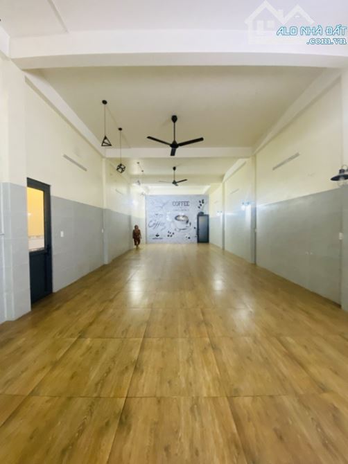 MẶT TIỀN KINH DOANH ĐA NGÀNH NGHỀ, PHẠM ĐỨC SƠN, F16, Q8, 3 TẦNG, 132.0M2, 26.0 TỶ - 2