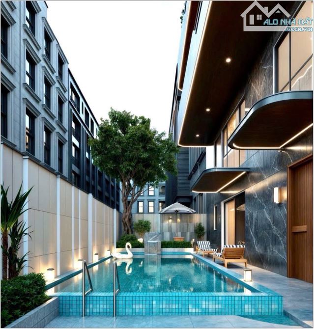 BÁN BIỆT THỰ SÂN VƯỜN PHỐ NGUYỄN SƠN - LÔ GÓC - Ô TÔ TRÁNH - KHU PHÂN LÔ HÀNG KHÔNG - 2