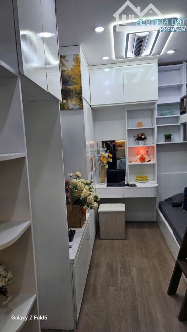 Bán nhà tập thể tầng 1 18m2 Hồng Mai 18m2 nhà đẹp đủ nội thất ô tô đỗ cửa 2 tỷ - 2