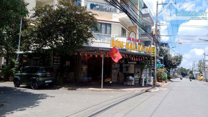 MÌNH BÁN NHÀ LẦU MTKD NGAY ĐẠI HỌC ĐỒNG NAI DOANH THU 120TR/ THÁNG - 2