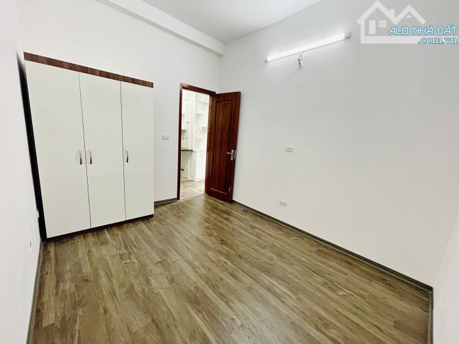 Bán CC CT12 Kim Văn Kim Lũ, 74m2, 3 ngủ 2 vs. Full nội thất đẹp. Sổ vĩnh viễn. 4,86 tỷ - 2