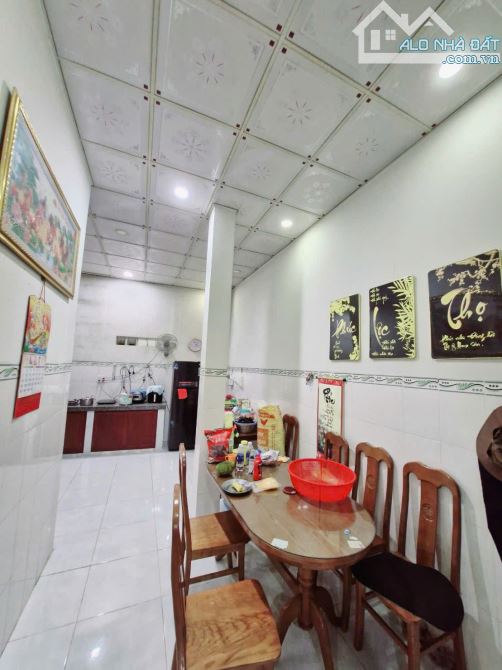BÁN NHÀ TRỆT LẦU ĐƯỜNG DX005 PHÚ MỸ, DT 6×18M TC 80.GIÁ 3TỶ890 - 2