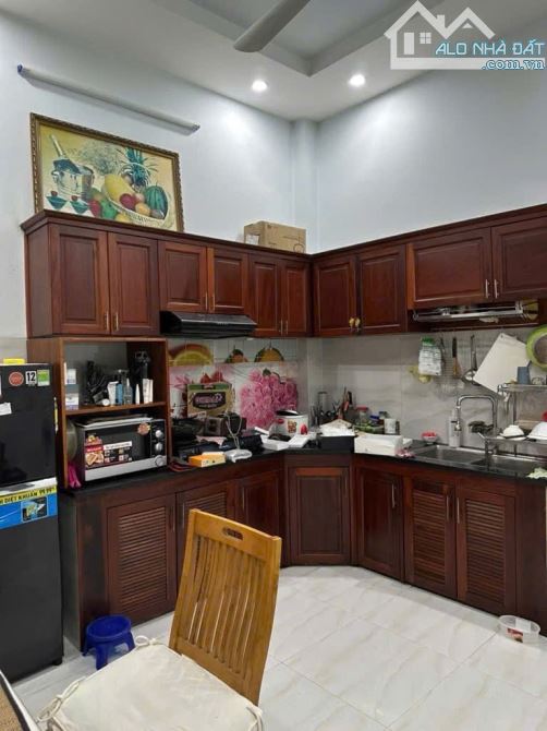 NHÀ 3 TẦNG - Đ BÌNH TRỊ ĐÔNG - 50M2 -  GẦN TRƯỜNG MẦM NON BÌNH TRỊ ĐÔNG - 5.x TY. - 2