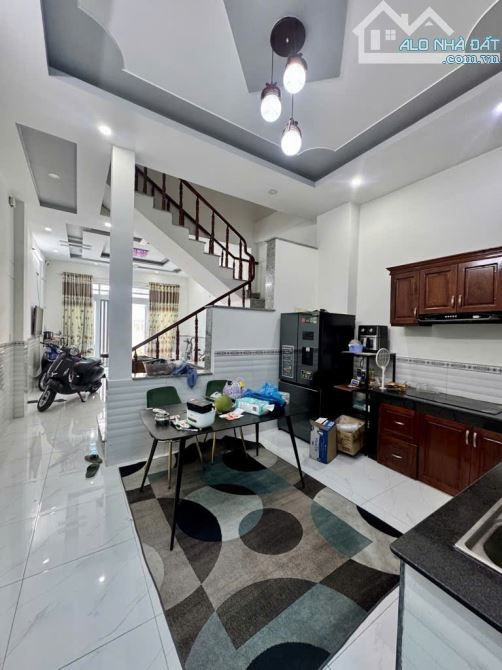 1/  LÊ VĂN KHƯƠNG HIỆP THÀNH QUẬN 12 HXH 4TẦNG NHÍC 5 TỶ - 2