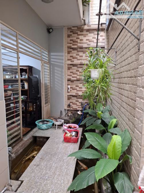 BÁN TÒA NHÀ CĂN HỘ DỊCH VỤ 6 TẦNG 33 PHÒNG - VĂN CHUNG, P.13, Q.TÂN BÌNH GIÁ BÁN26.5 TỶ - 2