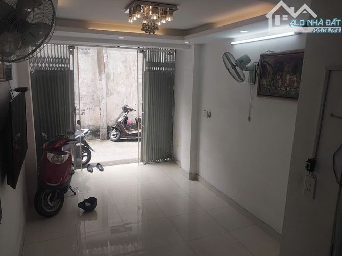 TÂN BÌNH 4 TẦNG - HXH THÔNG TỨ PHÍA - MỚI ĐÉT BTCT - 3M3 x 7M (20.5m2 ODT)  chỉ 3ty9 TL - 2