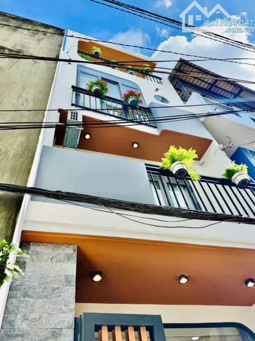 🟢 NHÀ ĐẸP CẠNH PHỐ  PHAN XÍCH LONG-DTSD: 110M2 SÀN+ 4TẦNG-3 PN-CHỈ: - 2