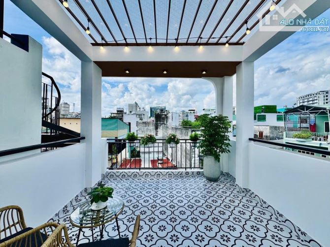 Bán Nhà Bình Thạnh - Siêu Phẩm - Giáp Q1 - 4 Tầng - Full Nội Thất - Chỉ 5.25 Tỷ TL - 2