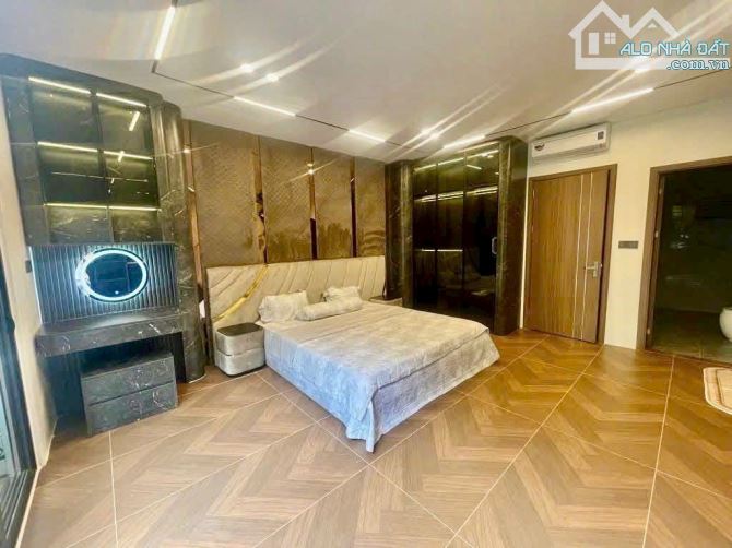 BÁN NHÀ PHỐ TRẠM, ĐÀM QUANG TRUNG , CỔ LINH -  LONG BIÊN - DT 33 M, 5 TẦNG, GIÁ CHỈ 6.2 TỶ - 2