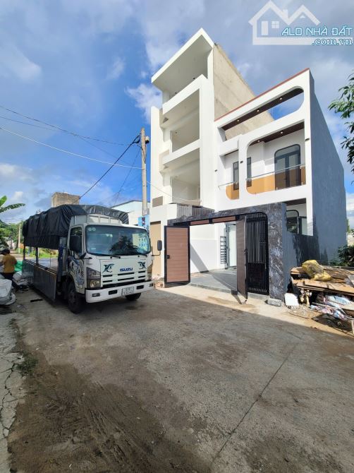 Bán nhà 1 trệt 1 lầu full nội thất, sân ô tô p.Tân Hạnh Tp.Biên Hòa chỉ 3ty700 TL M7525 - 2