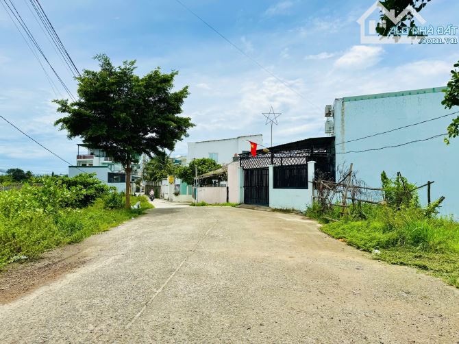 Bán Nhanh Lô Đất Thổ Cư Phú Trung - Đẹp Rẻ cách 23/10 500m - Đường Ô Tô Tận Nơi - 2