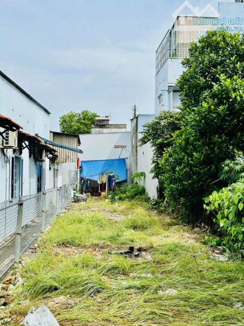 Gấp Bán đất gần chợ Bình Thành hẻm 6m xe hơi ngủ nhà 180m2 ngang gần 5- Nhỉnh 6 tỷ - 2