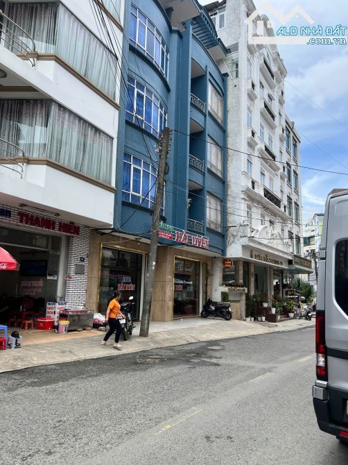 Hàng ngộp.bán khách sạn mặt tiền Nam Kỳ Khởi Nghĩa giá chỉ 59 tỷ - 2