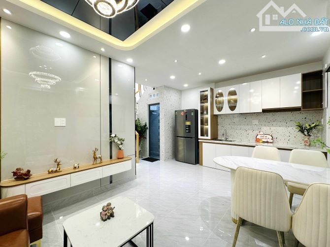 NHÀ ĐẸP 2 TẦNG KHU PHAN XÍCH LONG, P7, PHÚ NHUẬN - 48M2 - 3 PN, TẶNG NỘI THẤT - H3G - 2