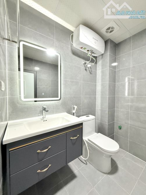 Yên Hòa • 30m² • 5 tầng • Mặt 4.5m • 3 ngủ khép kín • 7 Tỷ • Nhà mới đẹp như khách sạn 5★ - 2