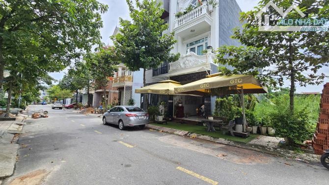 Bán nhà 1 trệt 2 lầu gần ngã tư Miếu Ông Cù, p.Bình Chuẩn, Tp.Thuận An chỉ 3tyy900TL M7635 - 2