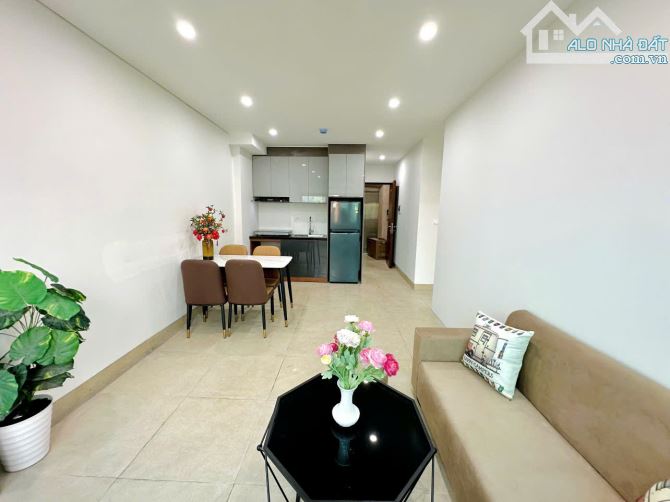 Cho Thuê CCMN 1194 Đường Láng Đống Đa 80m2 2N1K Ban Công Cửa Sổ Giặt Riêng Thang Máy - 2
