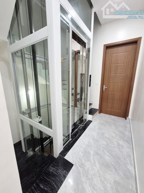 Ngõ 73 Nguyễn Trãi 6 tầng thang máy, gara ô tô 62m đẹp long lanh 20.5 tỷ. - 2