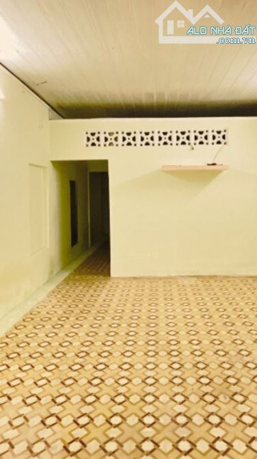 🔥 BÁN NHÀ TÔ HIẾN THÀNH, P.15, Q.10 - 93.5M² SÂN TRƯỚC SAU - CHỈ 9.X TỶ. - 2