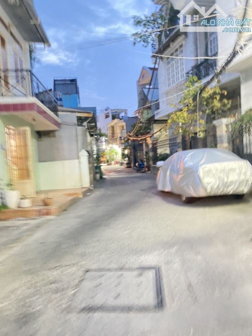 NHỈNH 5 TỶ - 55M2  - 2 MT hẻm ô tô Nguyễn Văn Quỳ - Q7 - 2