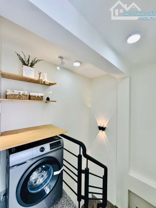 🟢 NHÀ ĐẸP CẠNH PHỐ  PHAN XÍCH LONG-DTSD: 110M2 SÀN+ 4TẦNG-3 PN-CHỈ: - 24