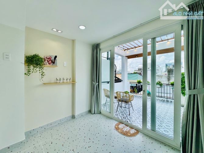 🟢 NHÀ ĐẸP CẠNH PHỐ  PHAN XÍCH LONG-DTSD: 110M2 SÀN+ 4TẦNG-3 PN-CHỈ: - 26