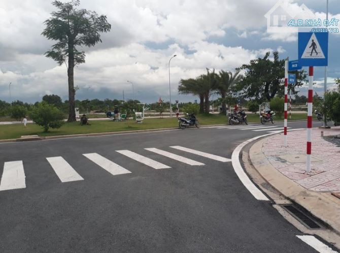 CƠ HỘI ĐẦU TƯ SINH LỜI- ĐẤT NỀN MẶT TIỀN 40M NẰM CẠNH SÂN BAY LONG THÀNH GIÁ 10TR/M2 - 3
