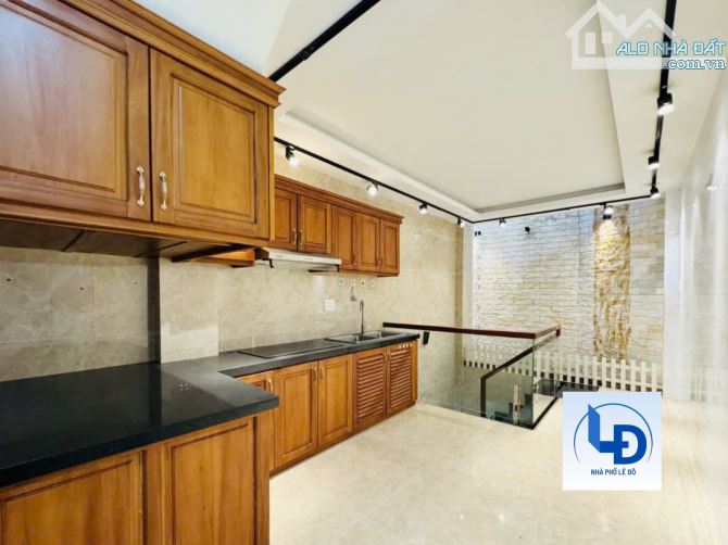 Bán nhà MT Đội Cung 6 tầng –DT 48m2. Thiết kế hiện đại – Vị đắc đẹp.TT Quận 11 - 8