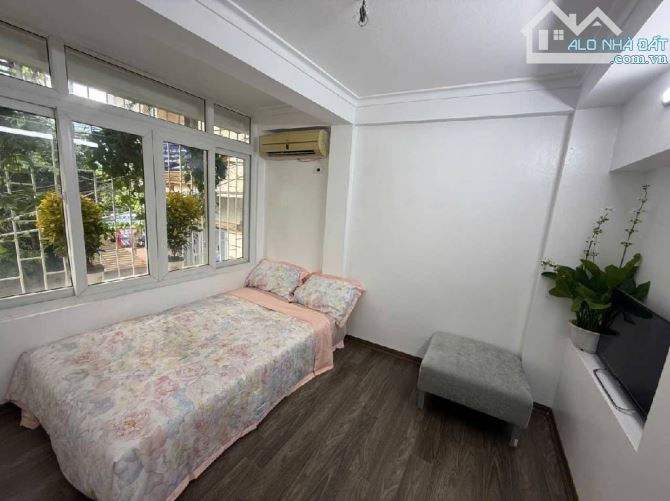 Bán tập thể tầng 2 phố Huỳnh Thúc Kháng-Pháo Đài Láng, căn 3 ngủ 90m2 sử dụng - 3