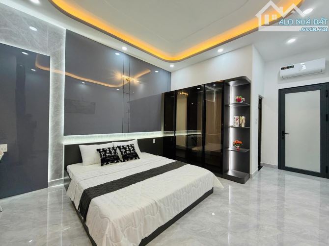 4x14m nở hậu sổ công nhận 55m2 giá 5,38 tỷ 3 tầng 3 phòng ngủ đường Lê Văn Thọ P11 Gò Vấp - 3