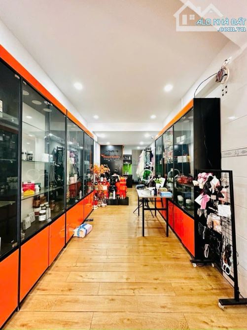 Nhà mặt tiền kinh doanh đường Nguyên Hồng 48m2 có 4 tầng cho thuê 35 triệu/tháng P1 Gò Vấ - 3