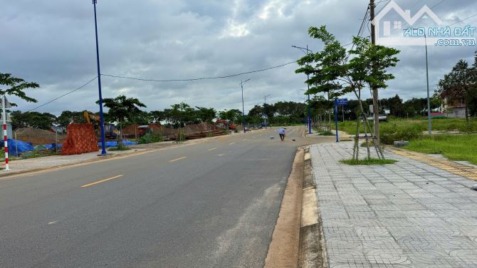 Đất Bà Rịa- Mặt Tiền Đường Nguyễn Lân DT: 5,4x18 (95m2 thổ cư toàn bộ) Đường nhựa rộng, vỉ - 3