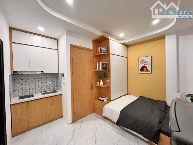 Bán nhà Vũ Tông Phan 60m 7 Tầng Thang Máy dòng tiền 70 triệu/ tháng giá 16 tỷ - 3